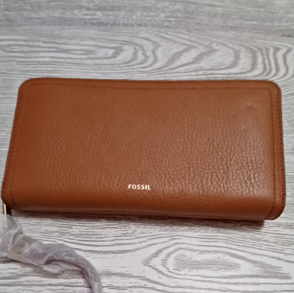 Fossil Tan Leather Clutch